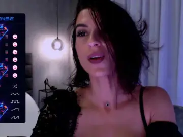 Bongacams Adult Webcam of Hot-Voyage