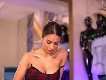 SiennaNoir from bongacams