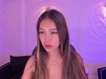 Bongacams Free Porn Cam of TaraLawrence