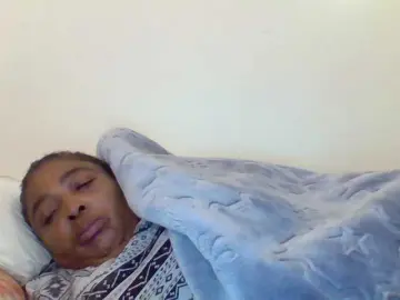 Bongacams Watch Live Sex Cams of pussylips53