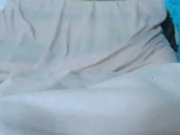 Bongacams Private Sex Chat of Skinybitchx