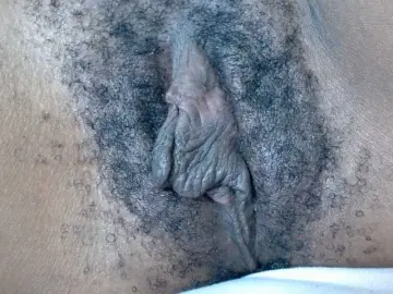 Bongacams Sex Chat of Skinybitchx