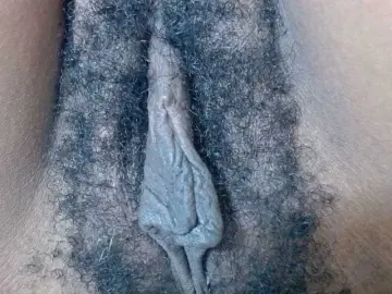 Bongacams Sex Chat of Skinybitchx