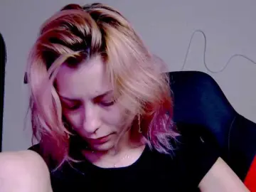 Bongacams Nude Webcam of karo131324