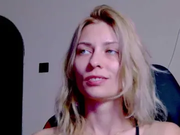 Bongacams Free Porn Cam of karo131324