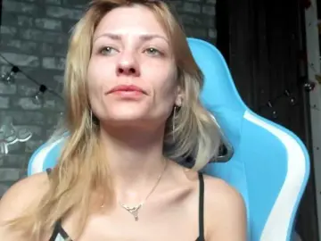 Bongacams Nude Webcam of karo131324