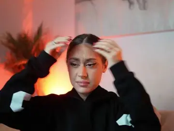 Bongacams Live Porn of AileenKiss