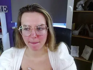 Bongacams Sex Chat of soft-zoey