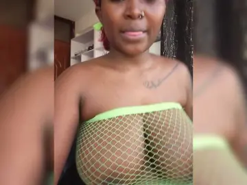 Bongacams Nude Webcam of Hotteh