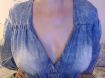 Bongacams Adult Webcam of goodSnowQueen