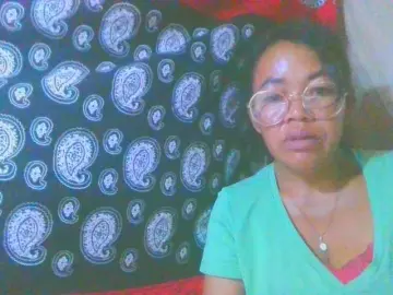 Rveronique from bongacams