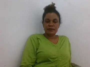 Bongacams Free Live Porn of JELLA1