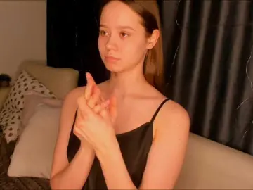 ViollaFoxxy from bongacams