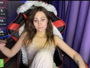 Natural-babe666 from bongacams