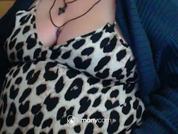 Bongacams Nude Webcam of mayalove4u