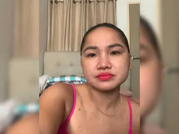 Bongacams Live Sex Cam of Wildrose01