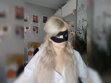 Bongacams Free Live Porn of LOVEMENOW23