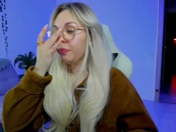 Bongacams Adult Webcams of hotbabatopp