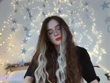 Bongacams Adult Webcam of BrokenDoll666