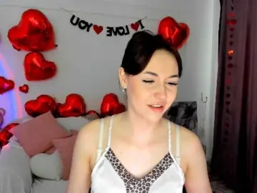 Bongacams Watch Live Sex Cams of MakeYouHappy