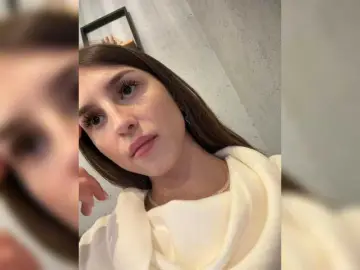 Bongacams Sex Cam of EwaBrown