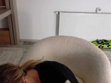 DiddySweet1 from bongacams