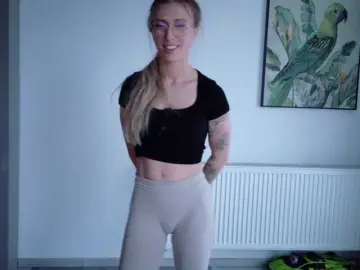 Bongacams Adult Video Chat of DiddySweet1