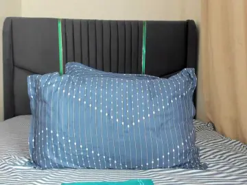 Bongacams Watch Live Sex Cams of Little-Freak