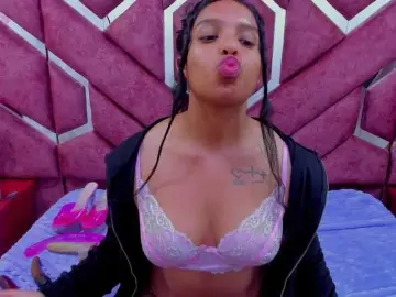 Bongacams Best live sex cam show of SquirtDirty