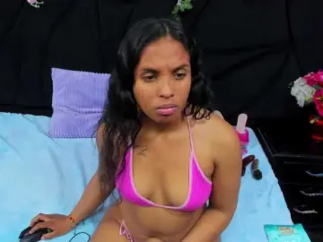 Bongacams Adult Webcams of SquirtDirty