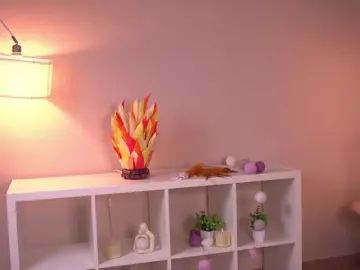 CrystalAlen from bongacams