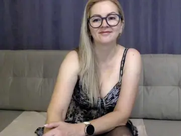 Bongacams Live Porn of Emilyzest