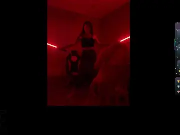 Bongacams Watch Live Sex Cams of Supergirl7771