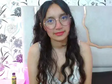 Bongacams Adult Video Chat of rosee-tay1