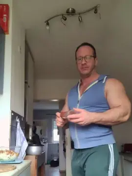 Cam4 Private Sex Chat of yumyum18