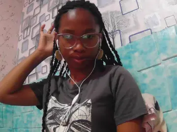 Cam4 Live Porn of Nathalielock