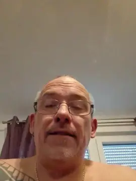 Cam4 Free Live Porn of jacktom62