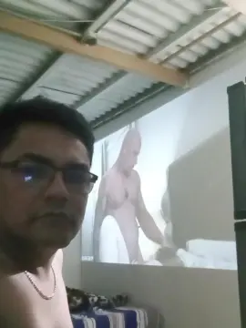 Cam4 Live Sex of Pirulox0885