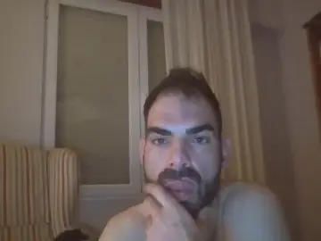 Cam4 Live Porn of txatin22