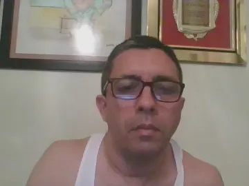 Cam4 Live Porn of Picante18