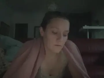 Cam4 Live Sex of StrangeGirl_666