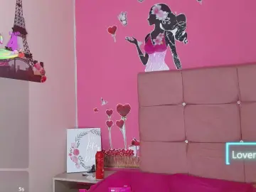 Cam4 Live Porn of maddiison303av