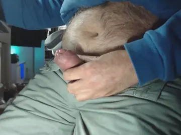 Cam4 Live Porn of ukjohn55