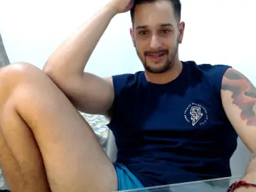 Cam4 Free Live Porn of bigale24