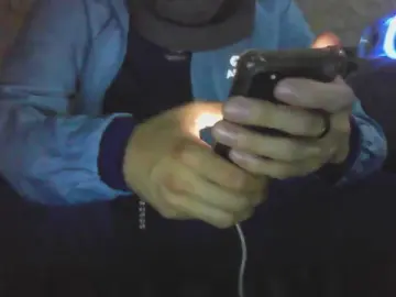 Cam4 Live Sex of jonypijon7