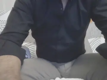 Cam4 Live Porn of eros1981hot1