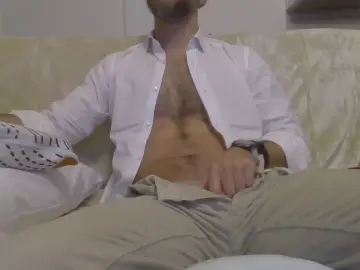 Cam4 Sex Chat of eros1981hot1