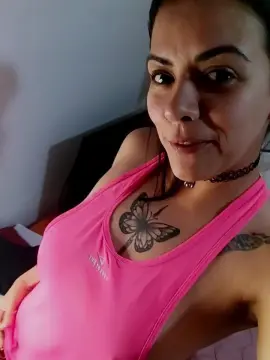 Cam4 Live Sex of Soylulu69
