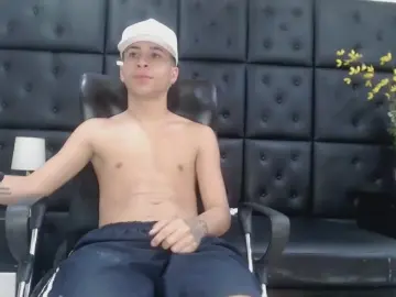 Cam4 Best live sex cam show of HollmanFronsh