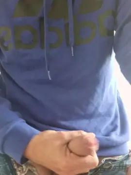 Cam4 Free Live Porn of toni2331